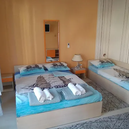 Pensiune Стаи В Китен